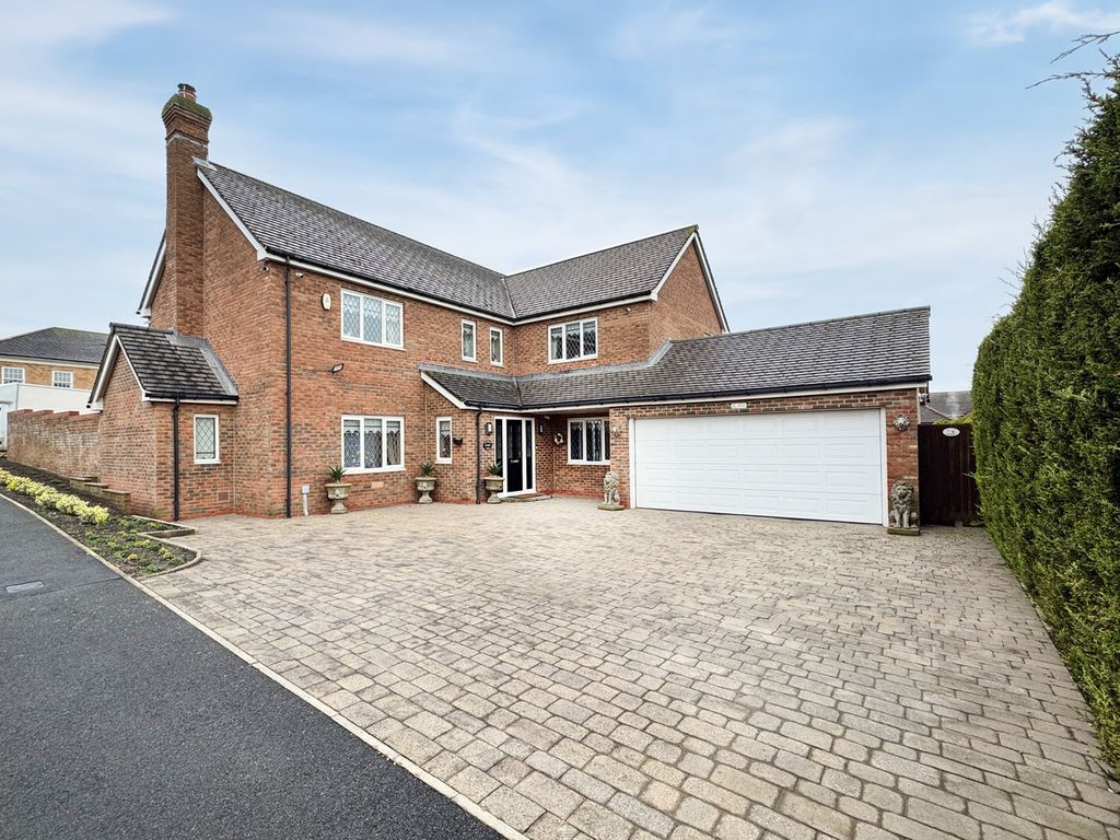 Property photo 1 of 49