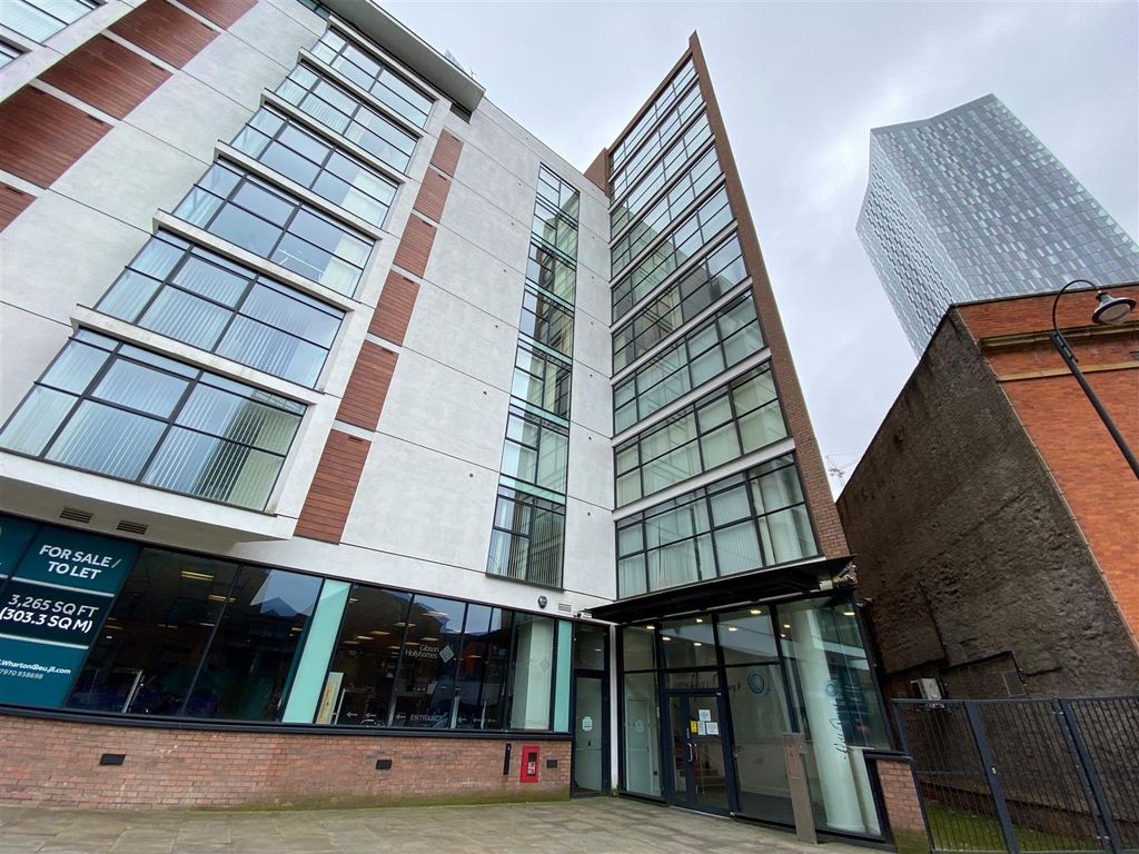 Property photo 3 of 14