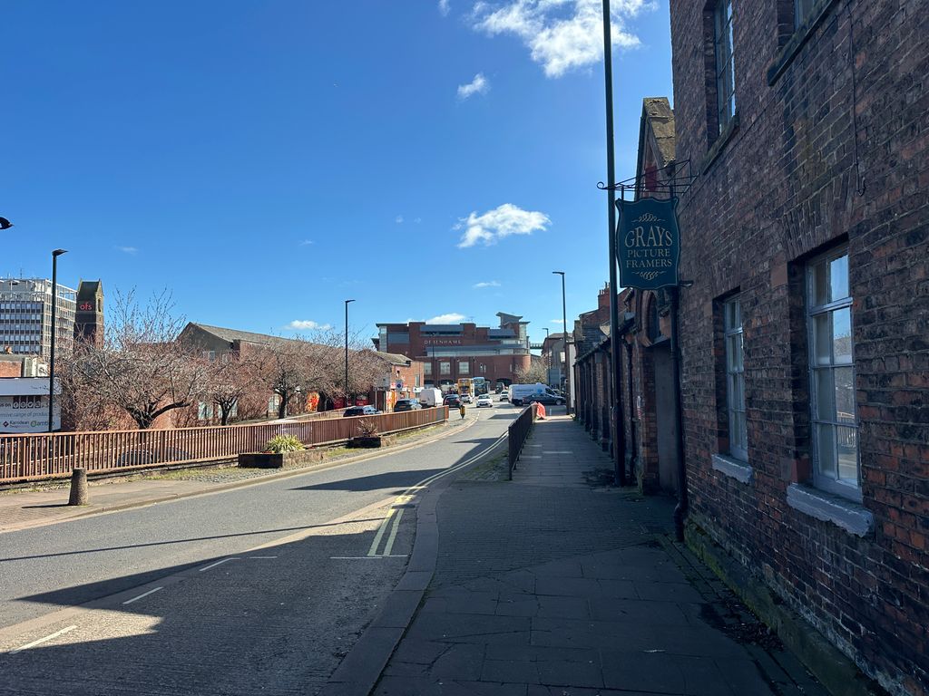 Property photo 3 of 6