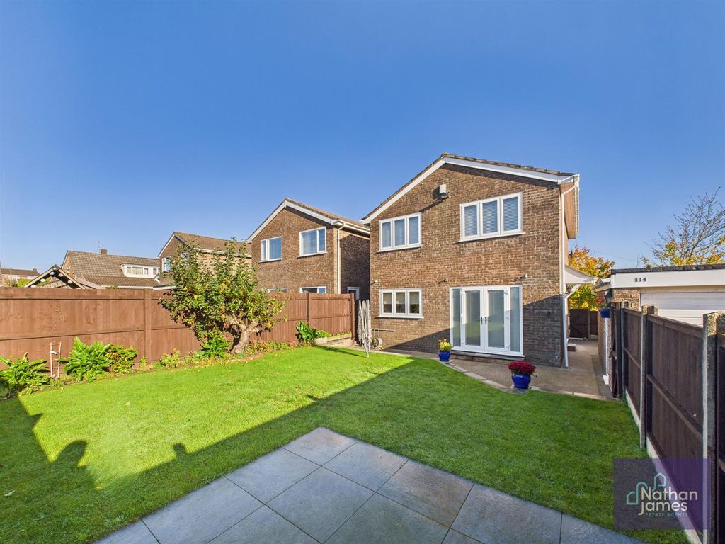 Property photo 2 of 20 Garden