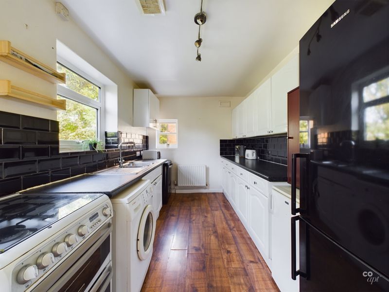 Property photo 1 of 12 Photo 22