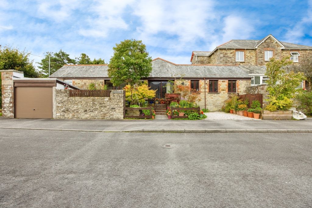 Property photo 1 of 17 Photo