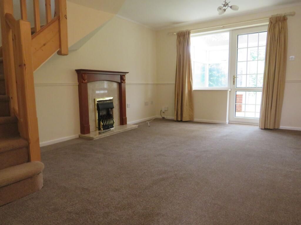 Property photo 2 of 10 9