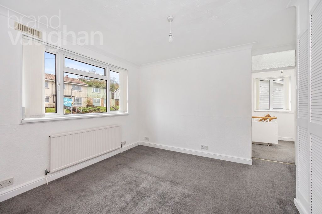 Property photo 3 of 23 Picture No. 24