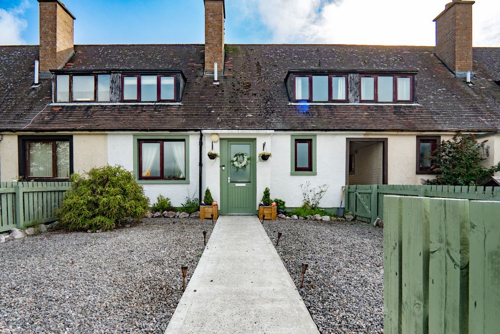 Property photo 1 of 36