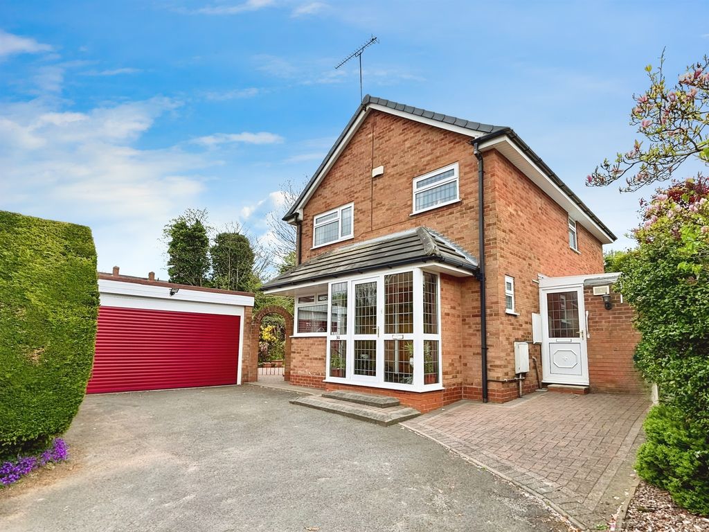 Property photo 1 of 12