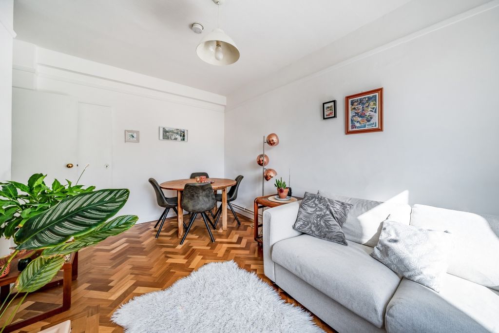Property photo 1 of 10 1187810 (3)