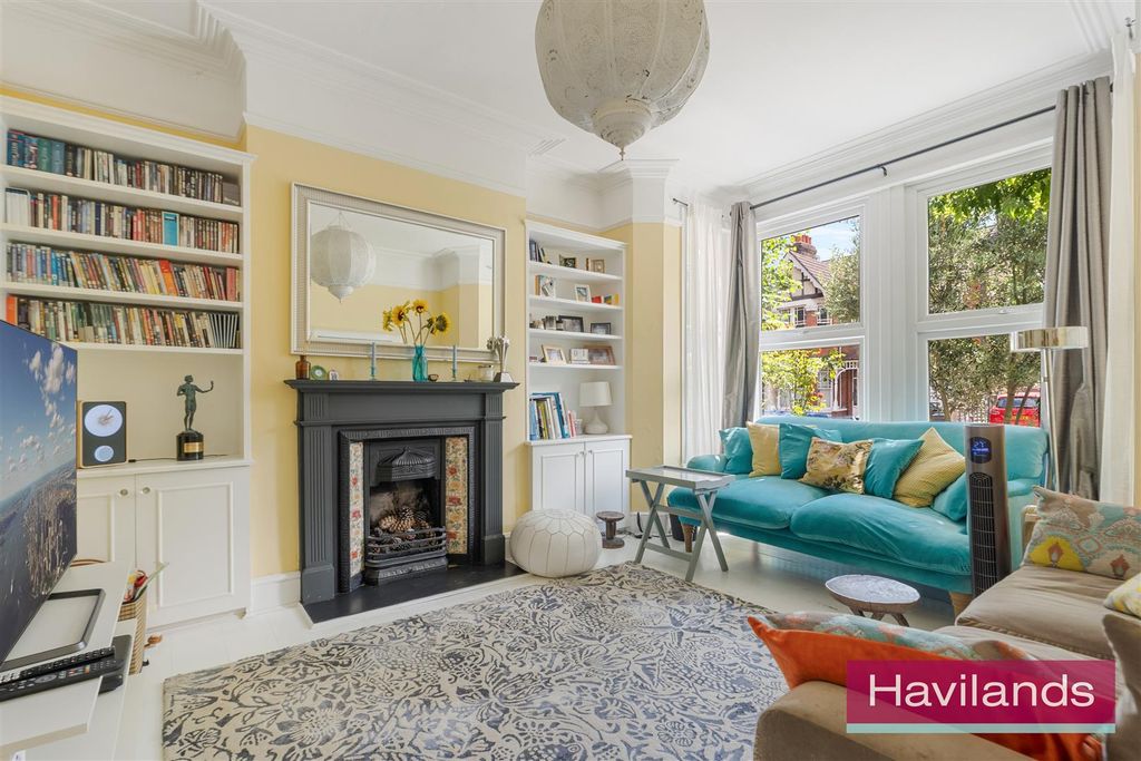 Property photo 2 of 27 Eaton Park Road-13.Jpg