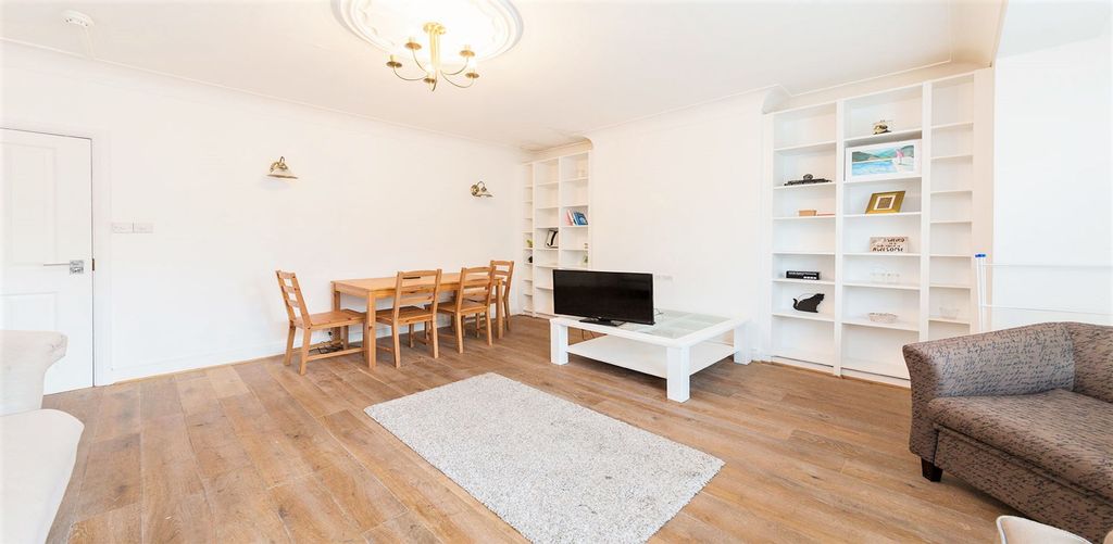 Property photo 1 of 4