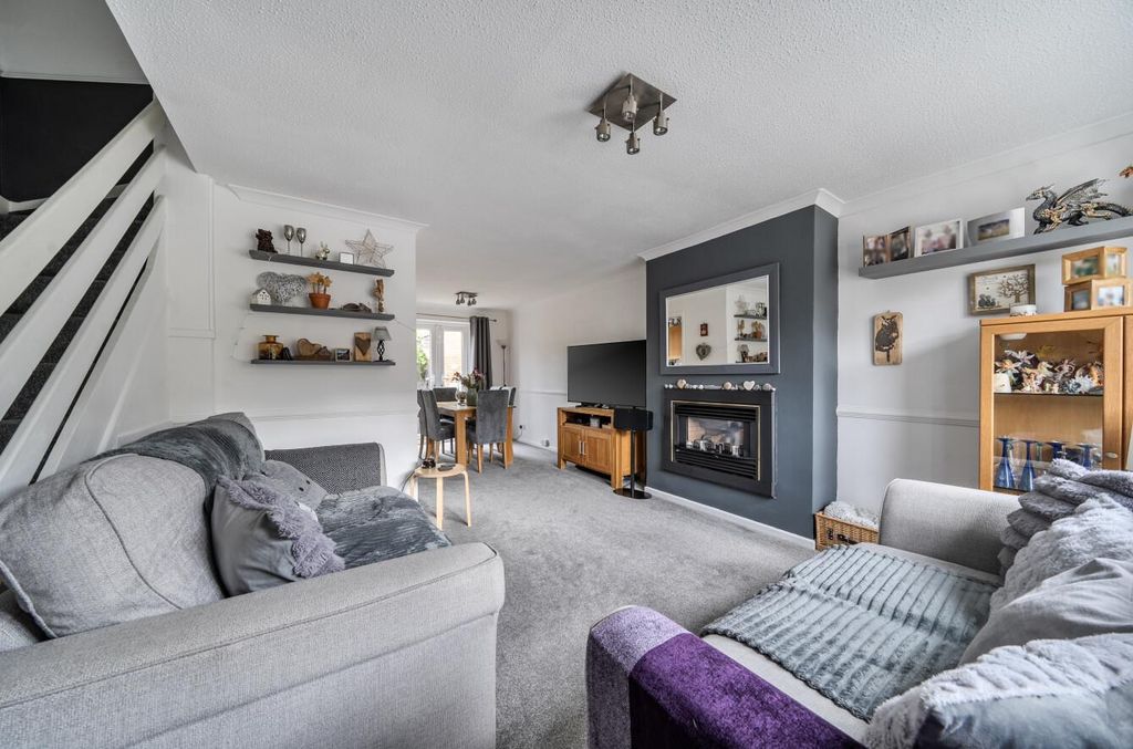 Property photo 2 of 15 12 Thirlstane Firs (15).Jpg