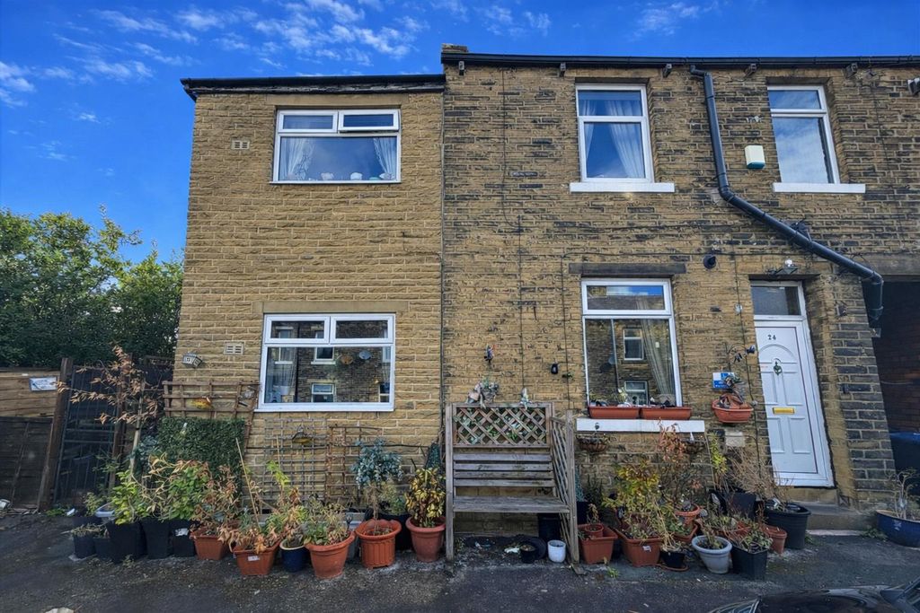 Property photo 1 of 14 Esmond.Png