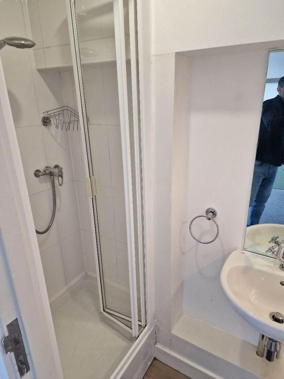 Property photo 3 of 18 Photo 3