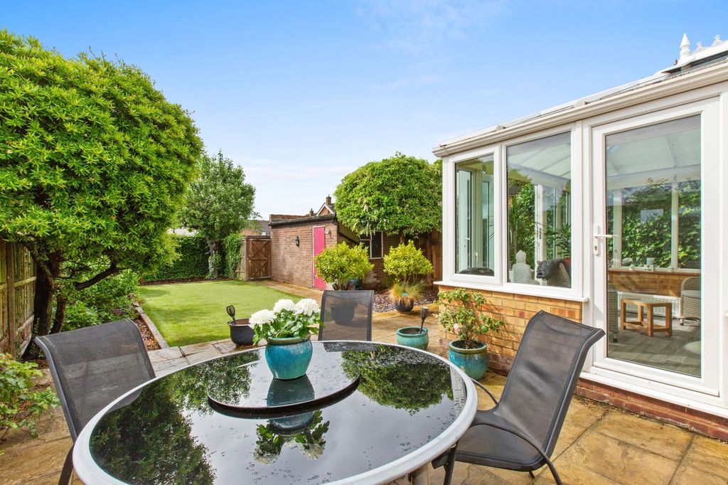 Property photo 2 of 13