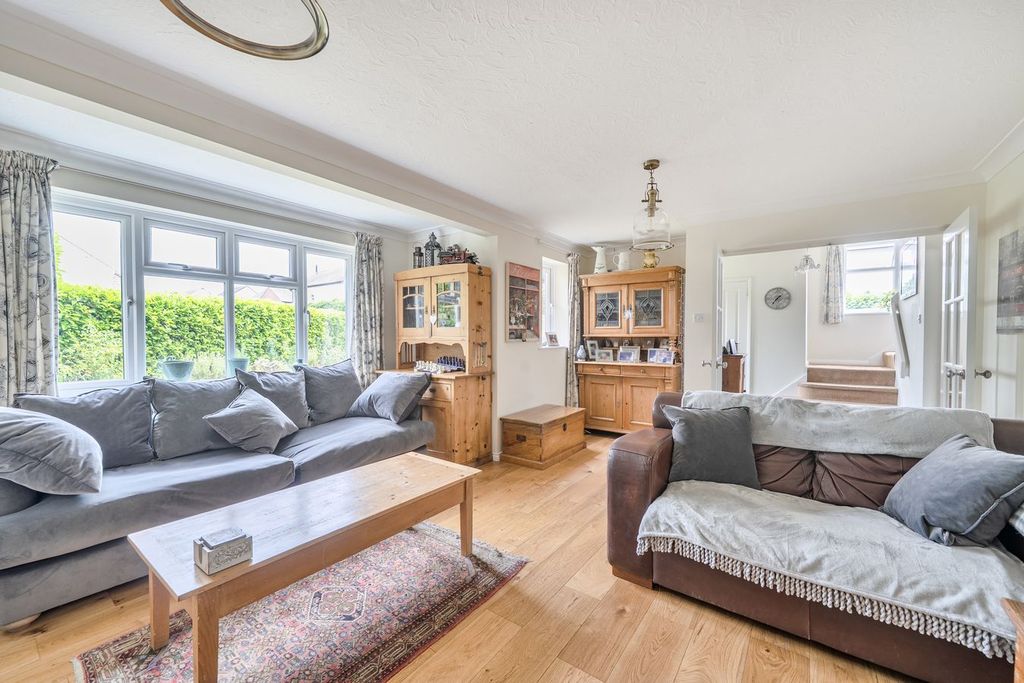 Property photo 2 of 19