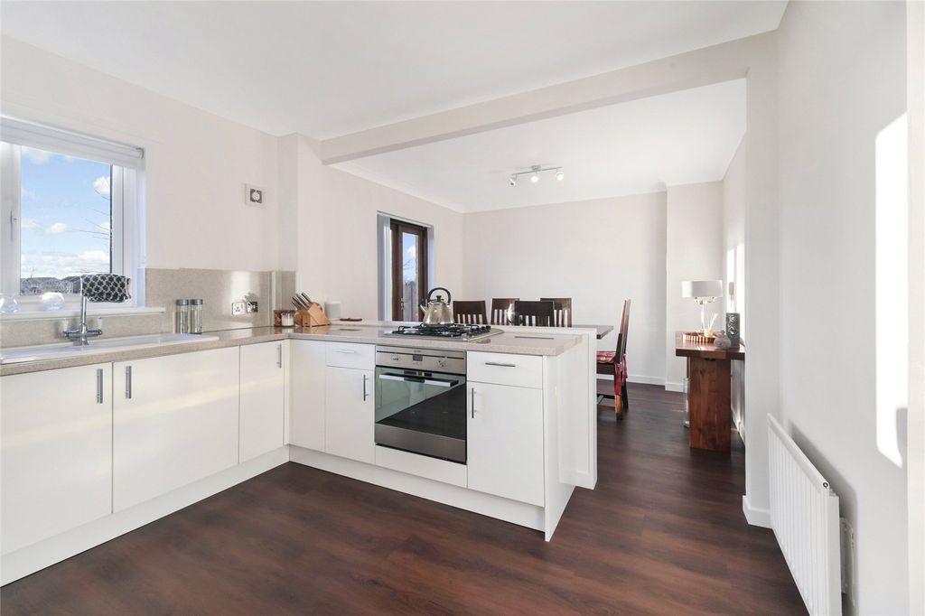 Property photo 3 of 17 Picture No. 04