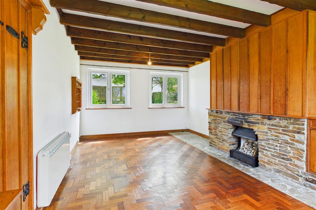 Property photo 3 of 19 Lounge To Rear.