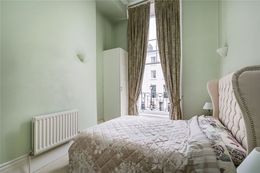 Property photo 3 of 5