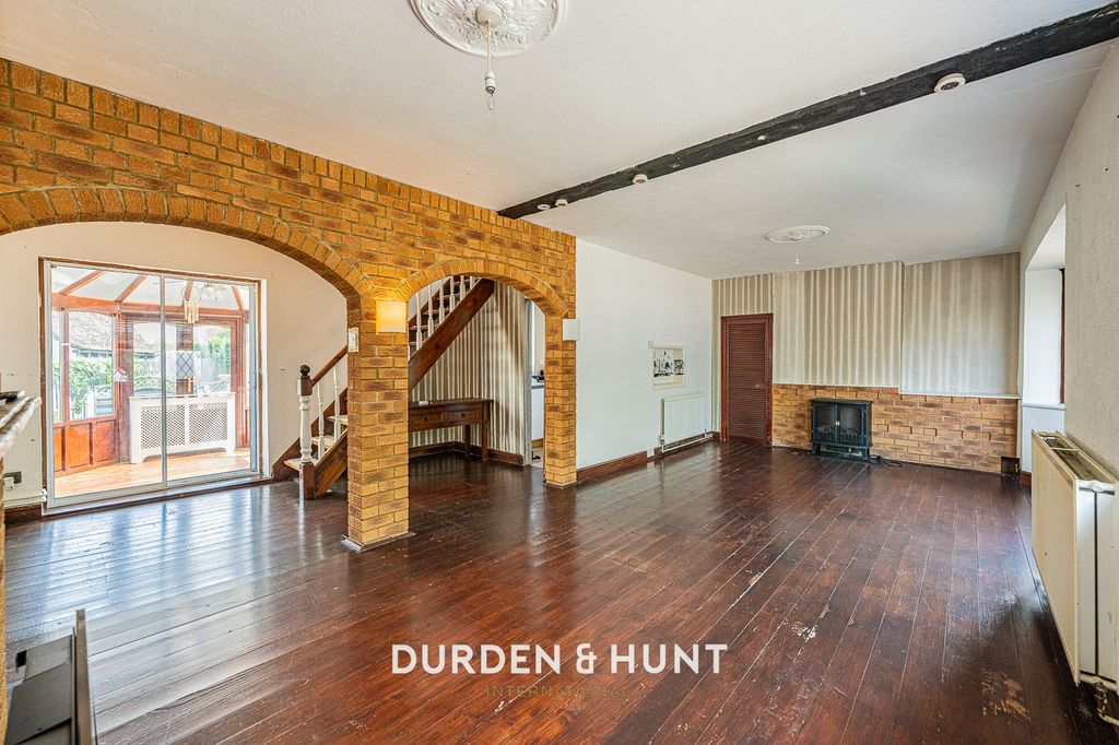 Property photo 3 of 30