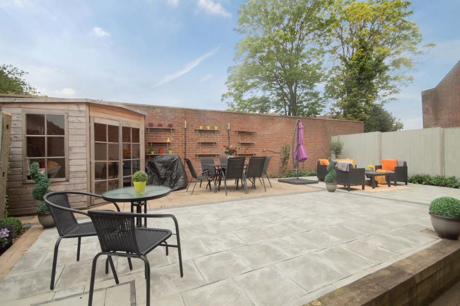 Property photo 2 of 13