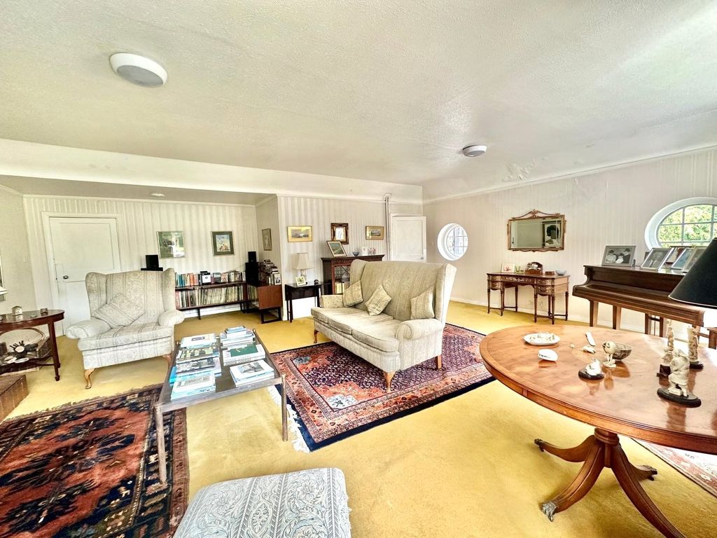 Property photo 2 of 26 Picture No. 53