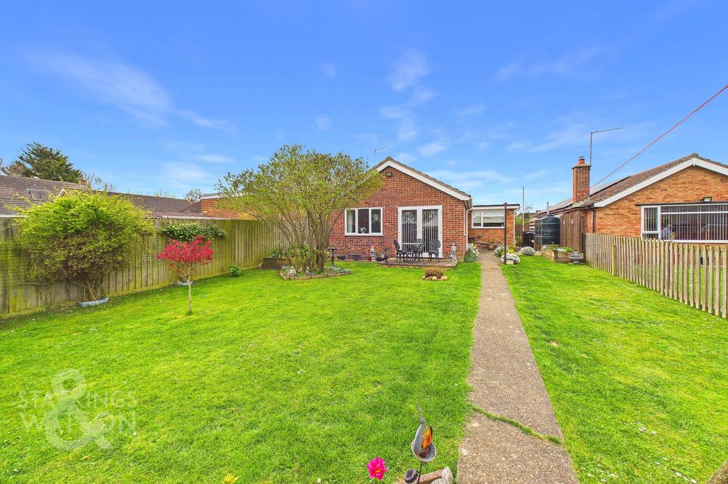 Property photo 2 of 19