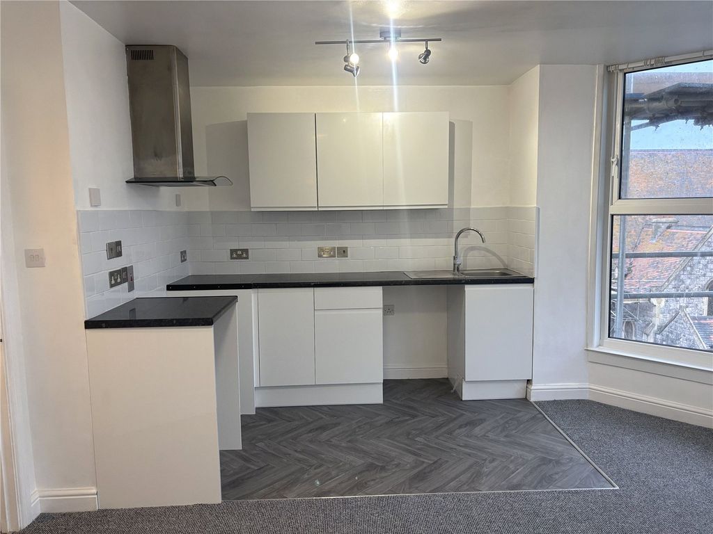 Property photo 2 of 6 Picture No. 01