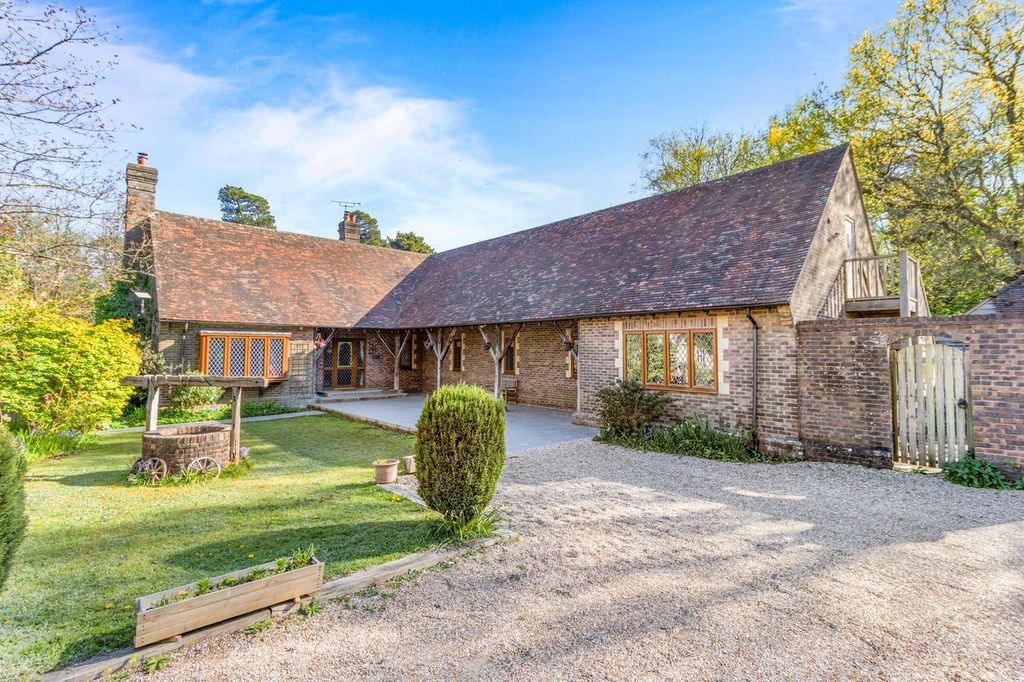Property photo 1 of 42
