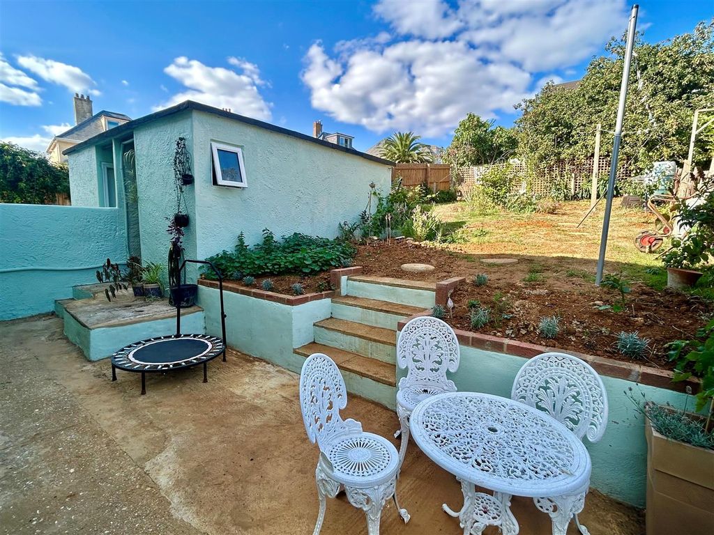 Property photo 2 of 16 G4.Jpg