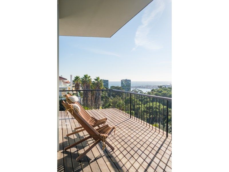 Property photo 2 of 50