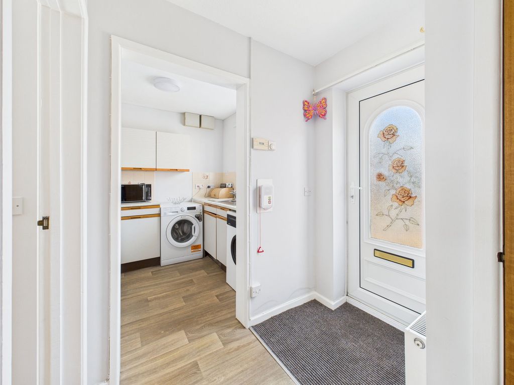 Property photo 3 of 15