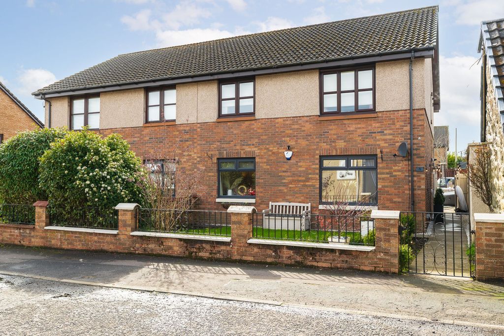 Property photo 1 of 21 Front View