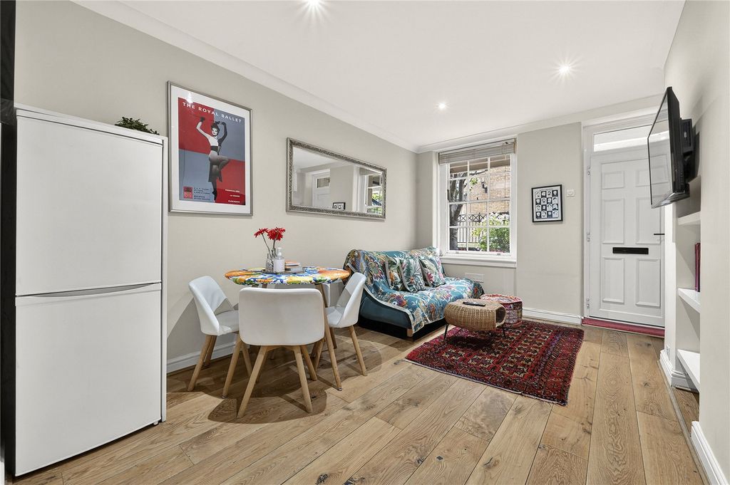 Property photo 2 of 11 2