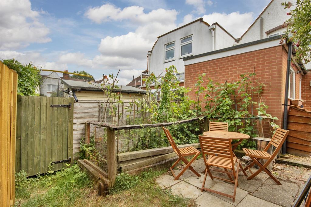 Property photo 3 of 9 64611_004.Jpg