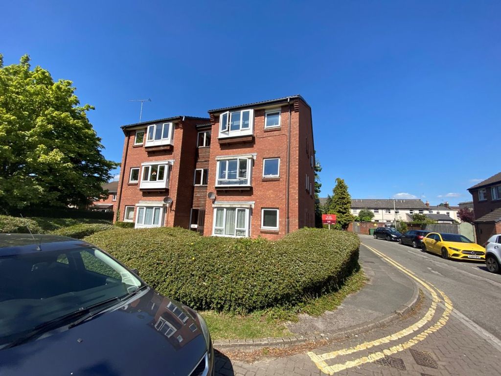 Property photo 1 of 5