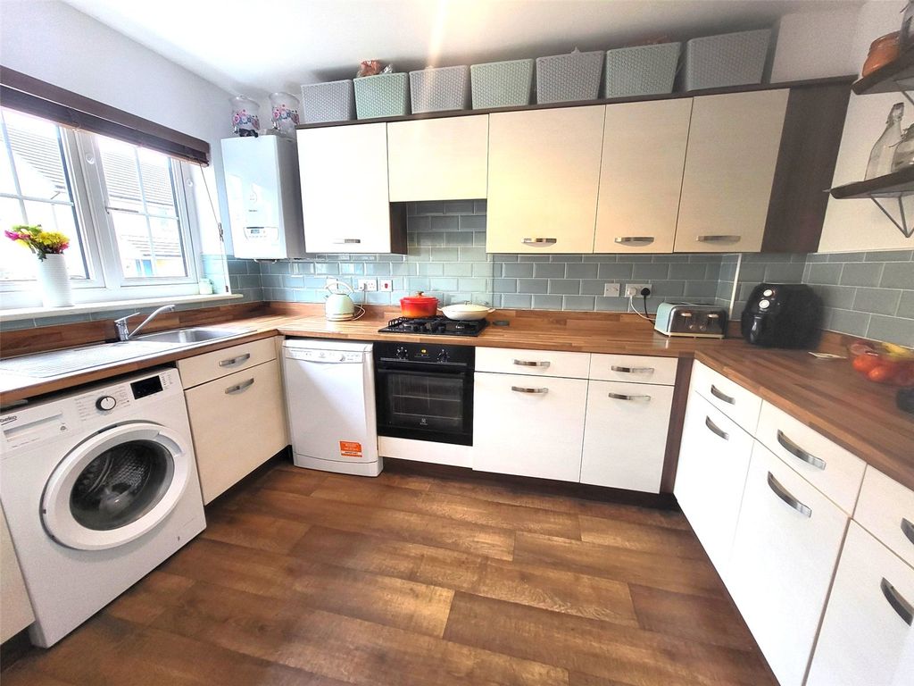 Property photo 3 of 19 Picture No. 08