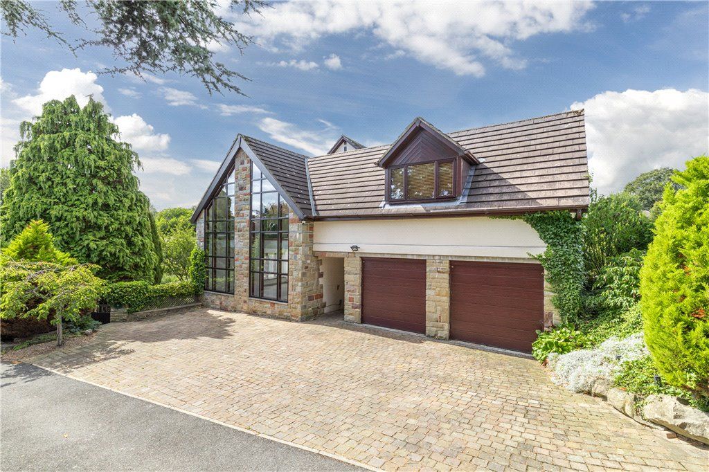 Property photo 1 of 44 The Willows