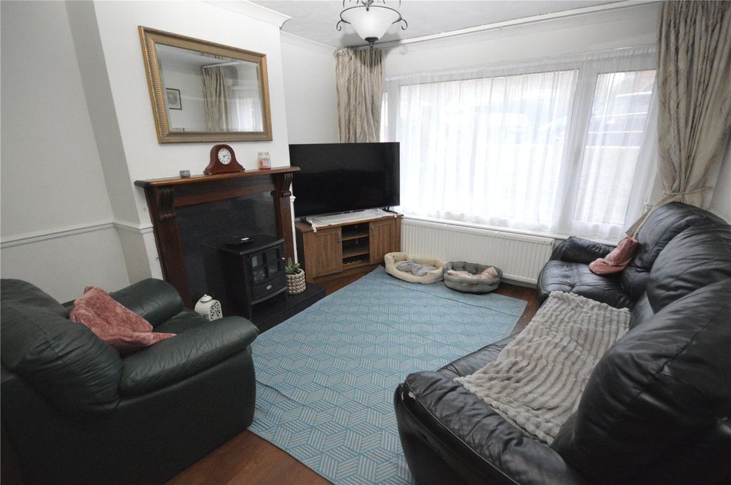 Property photo 2 of 12 Picture No. 11