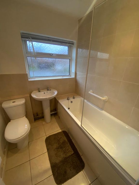 Property photo 3 of 4