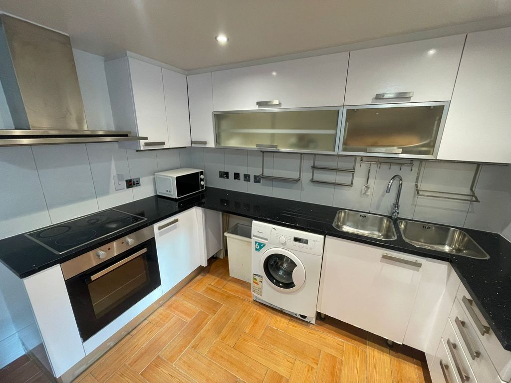 Property photo 2 of 6 Picture No. 03