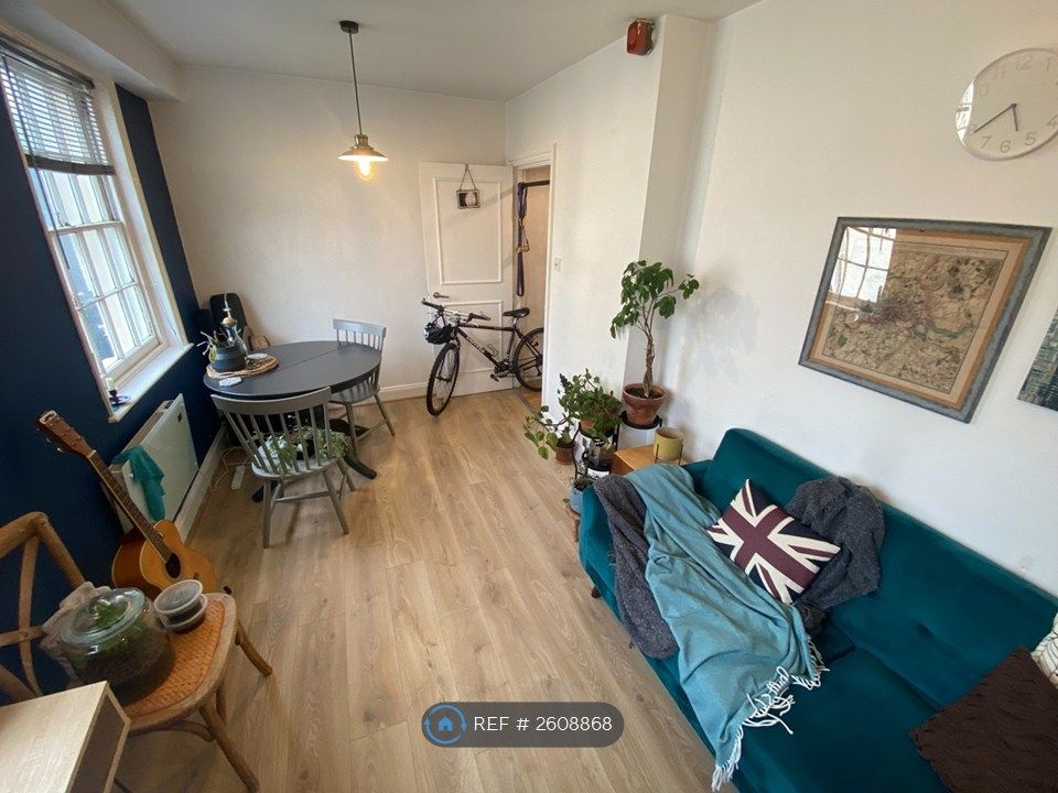 Property photo 2 of 5