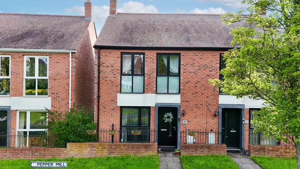 Property photo 1 of 17 5139982