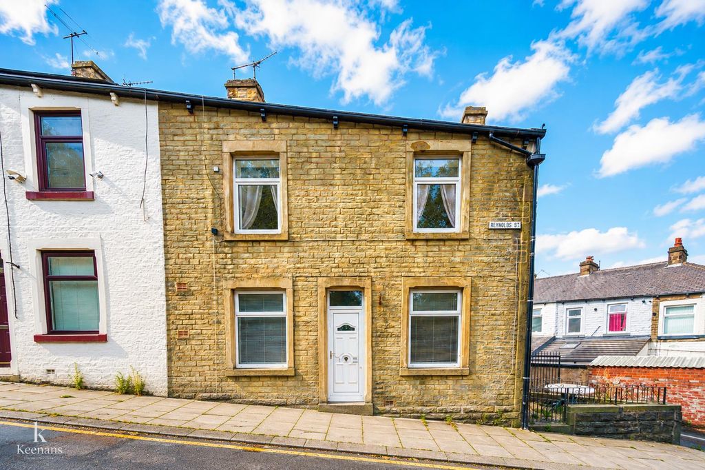 Property photo 1 of 20