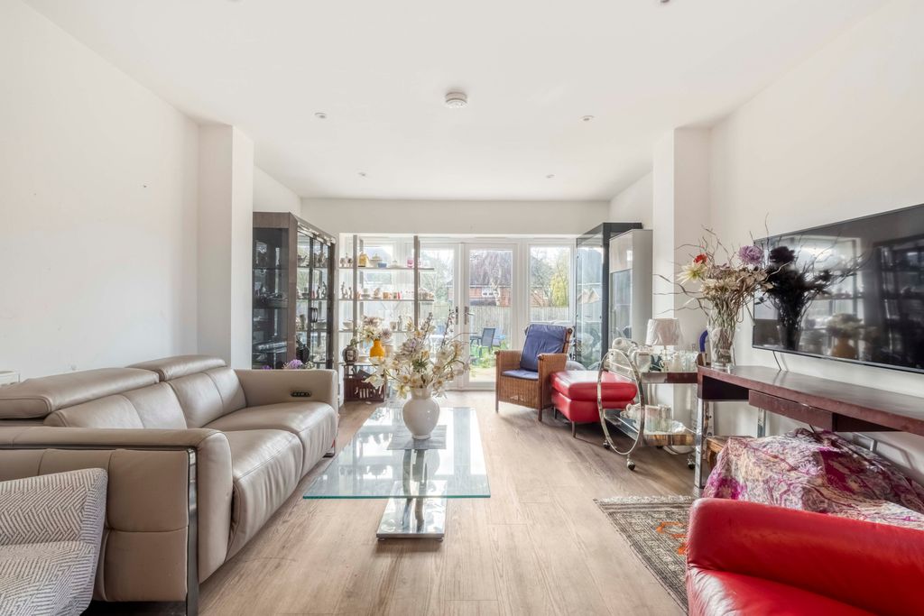 Property photo 3 of 20 Picture No. 41