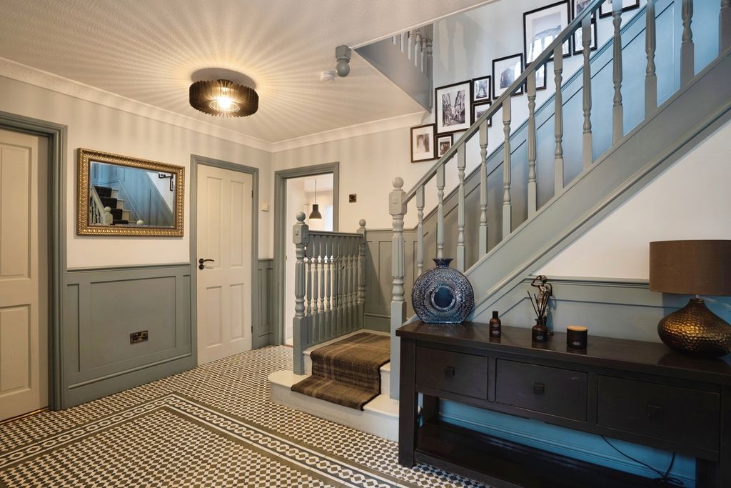Property photo 3 of 56 Pbox-Img.Jpg