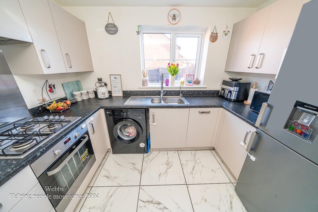 Property photo 3 of 20 Webbs-13.Jpg