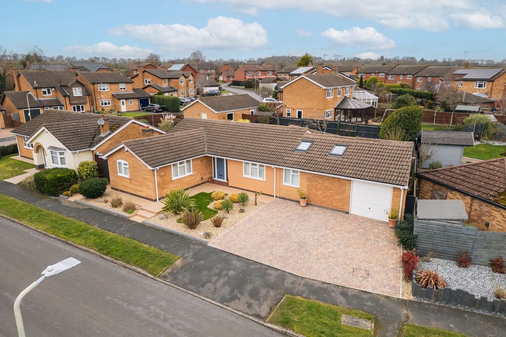 Property photo 1 of 39