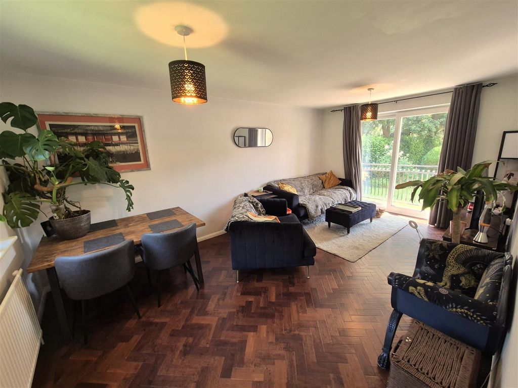 Property photo 2 of 15 Roselo1.Jpg
