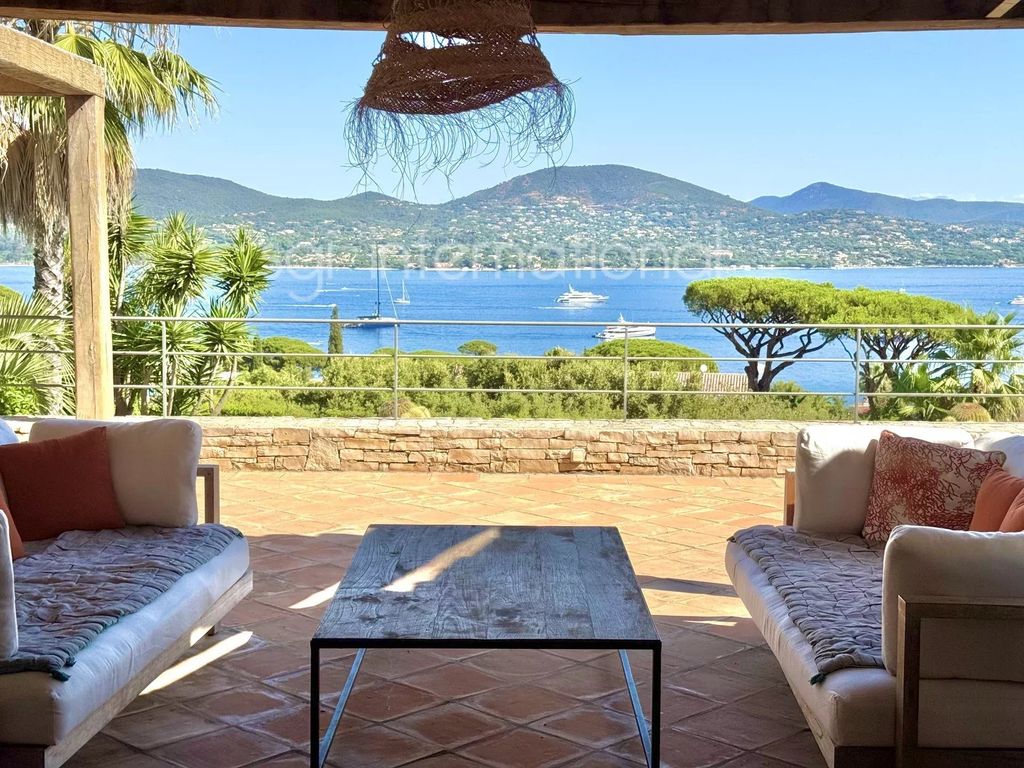Property photo 1 of 17 Ref 2304 - Gassin - Renovated Villa - Panoramic Sea View