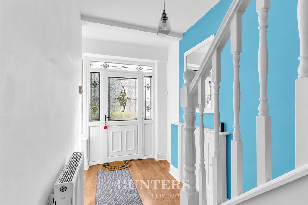 Property photo 2 of 20 Springfield Road (21).Jpg