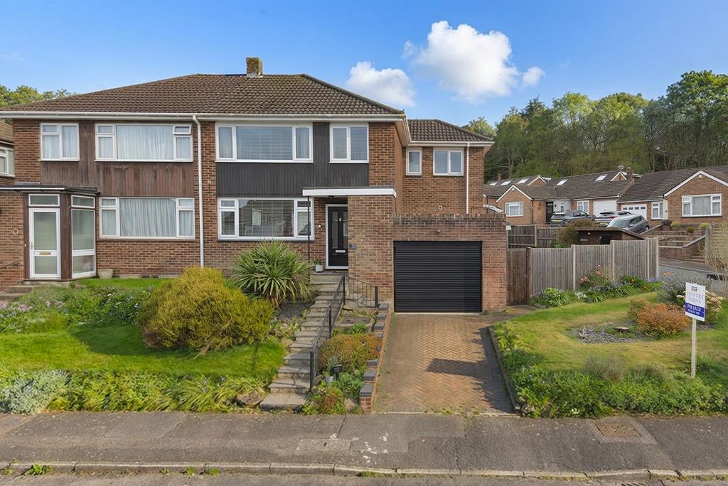 Property photo 1 of 19 Front.Jpg